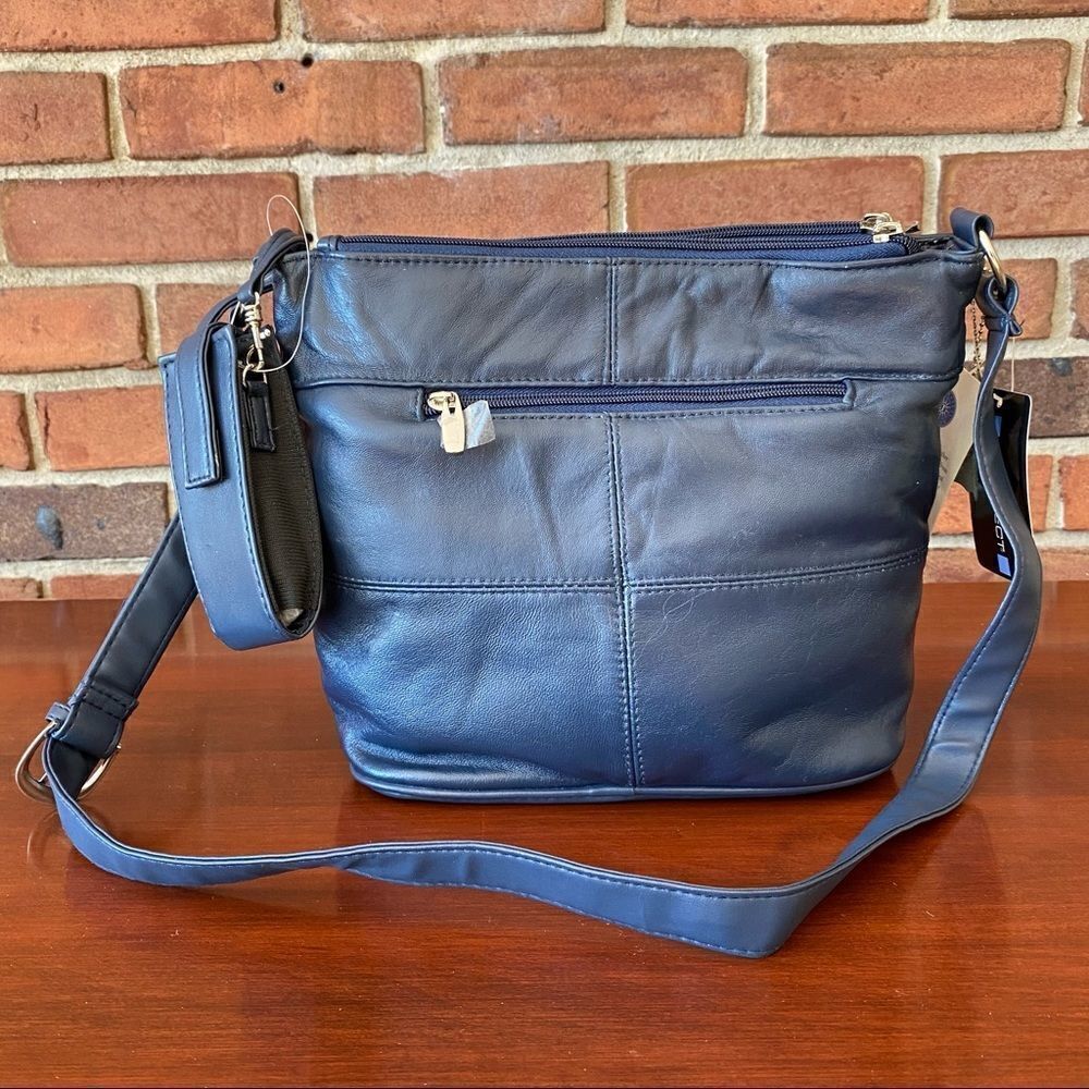 Architect Tri-Coastal Design Double Zipper & Magnetic Closure Pouch Purse Navy